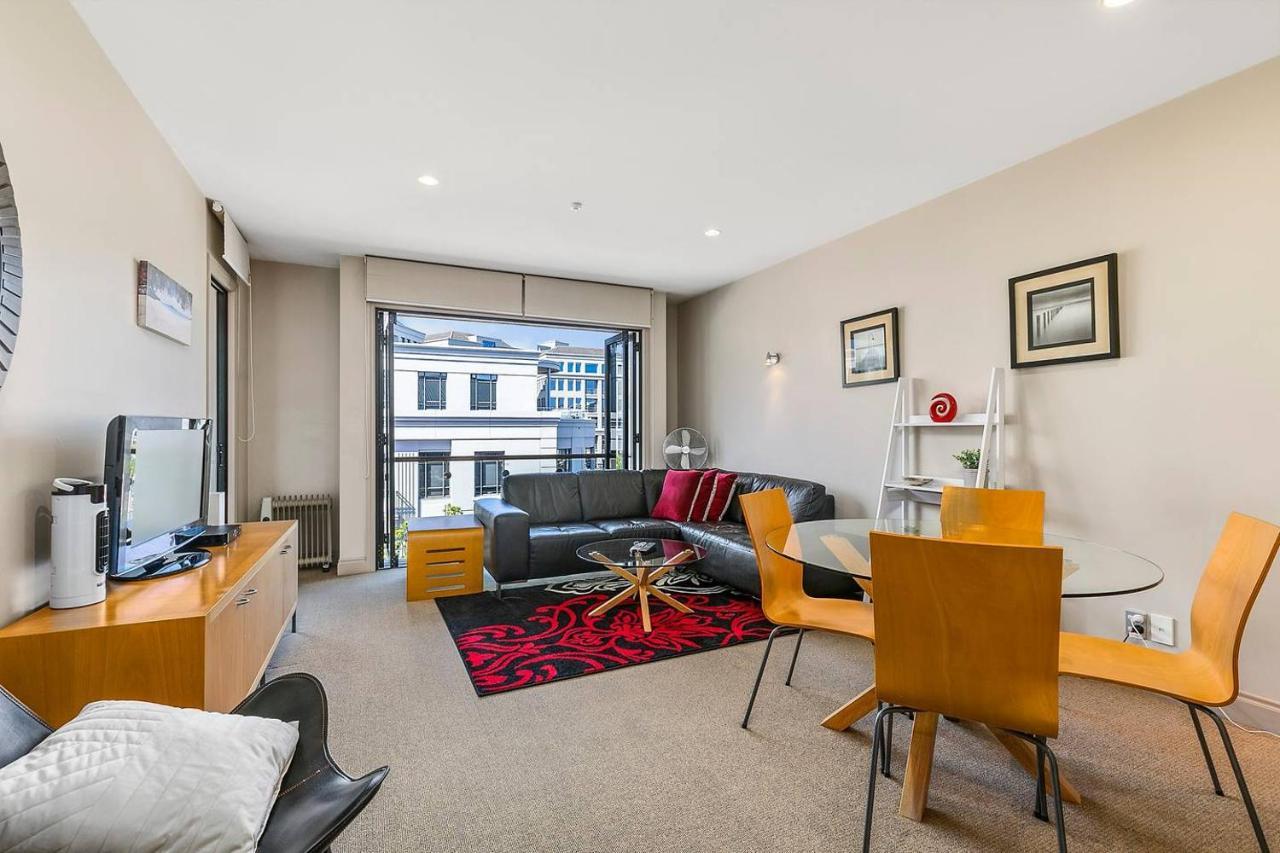 Enormous One Bedroom Beauty In Cbd! Free Parking Auckland Zewnętrze zdjęcie